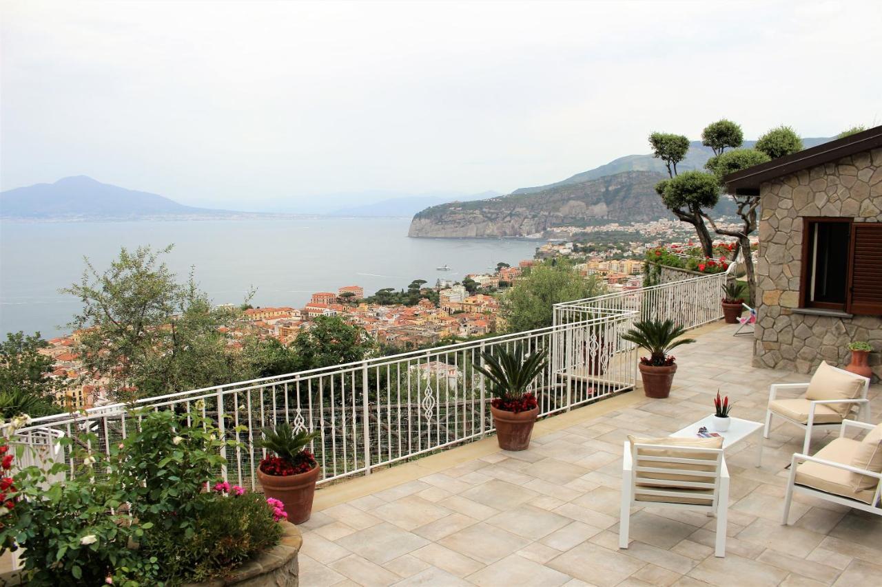 Mirasorrento Villa Ngoại thất bức ảnh