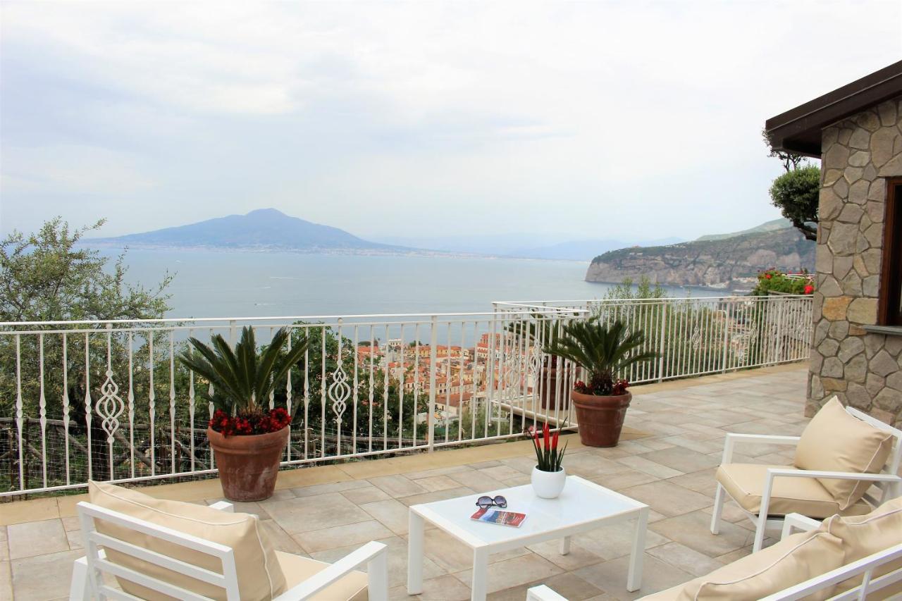 Mirasorrento Villa Ngoại thất bức ảnh